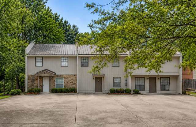 MOVE IN SPECIAL on this 3 Bedroom Townhome Updated photos photos MOVE IN SPECIAL on this 3 Bedroom Townhome Updated photos photos