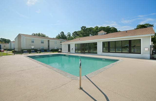 The Retreat at Hidden Bay Apartment Homes Gallery 2