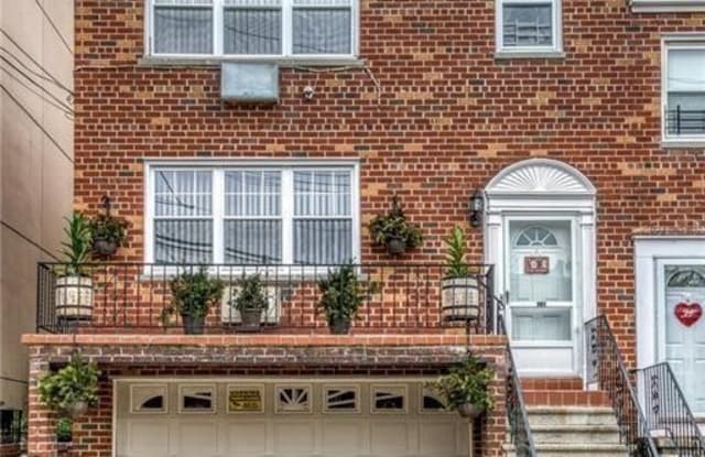 261 E 238th Street - 261 East 238th Street, Bronx, NY 10470