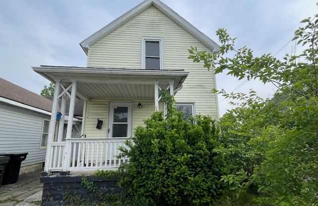 1516 Dunham St photos photos