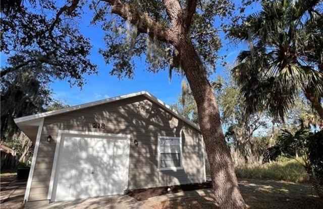 218 13th Lane SW photos photos