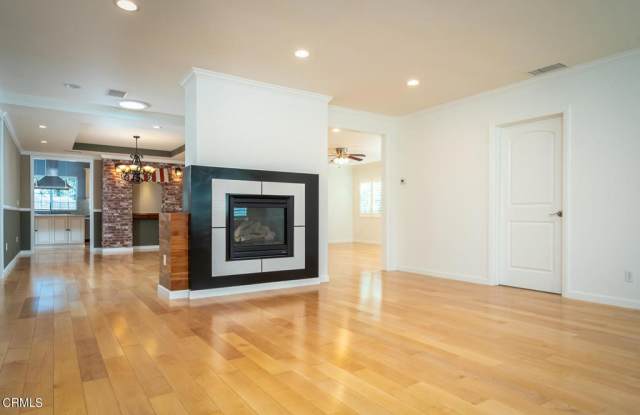 4836 Crown Avenue Gallery 3