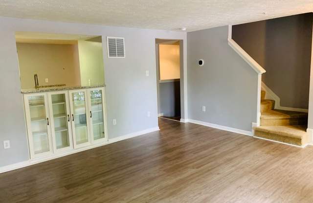 6032 Laurel Wreath Way Gallery 4