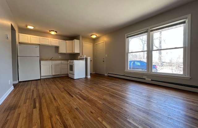 Golden Valley Apartments Gallery 1