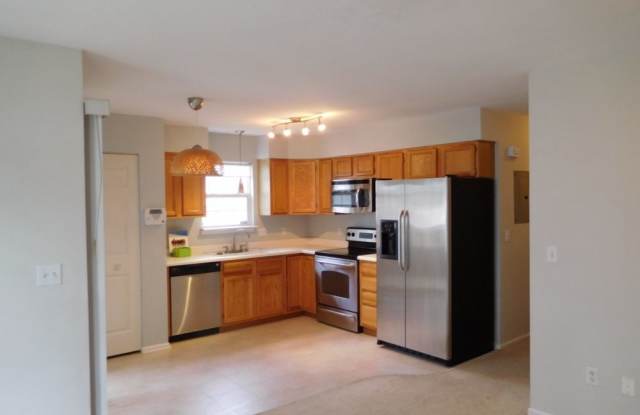 5708 W Asbury Place Gallery 4
