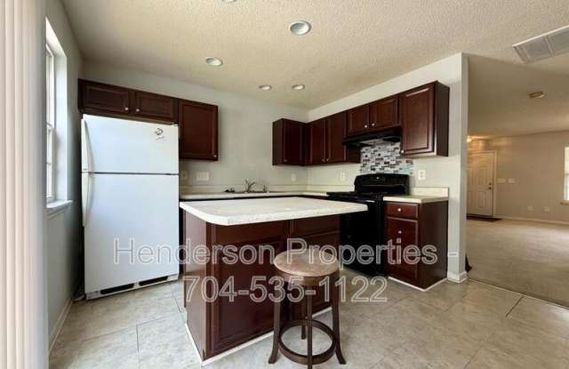 17121 Greenlawn Hills Ct Gallery 3