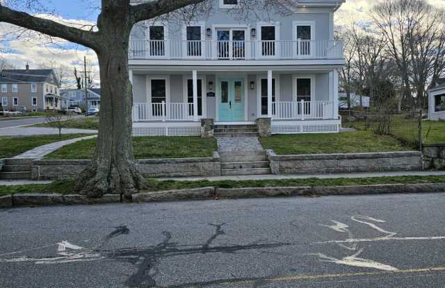 281 Pequot Avenue photos photos