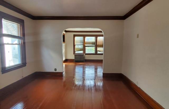 35 Cleveland Ave photos photos