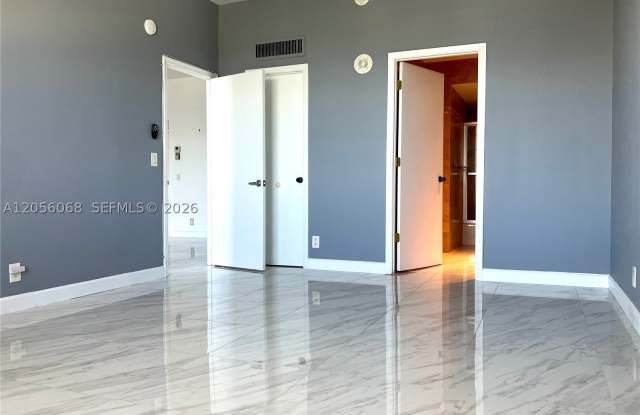 2000 S Ocean Blvd Gallery 4