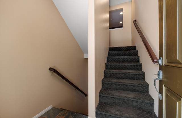 2 bedroom Townhouse in 4s Ranch Gallery 3