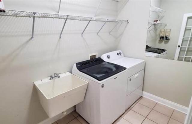 20153 VALHALLA Square - 20153 Valhalla Square, Belmont, VA 20147