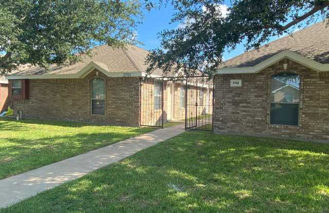 3713 West Sarah Evans Street - 3713-01 photos photos