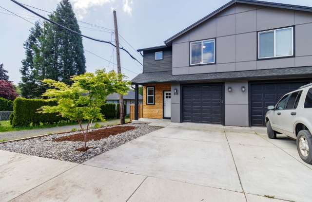 Move In Ready 3 Bedroom 2.5 Bathroom with Central Air Conditioning - Convenient Camas Location photos photos
