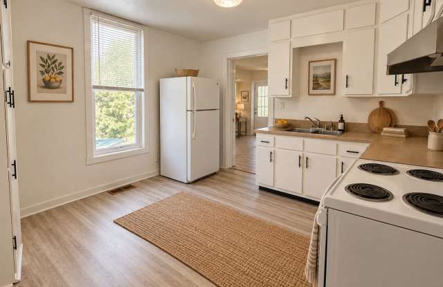 For Rent: 707 W Centennial Ave. Spacious 3 Bedroom Home! Nice Yard! Off- Street Parking! Great location! Gallery 3