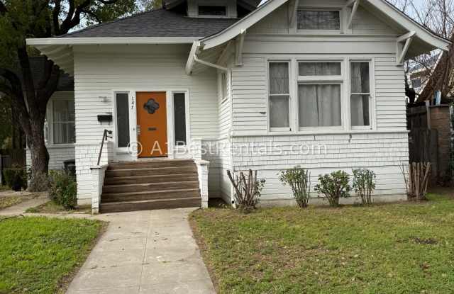 107 Hackberry Avenue photos photos