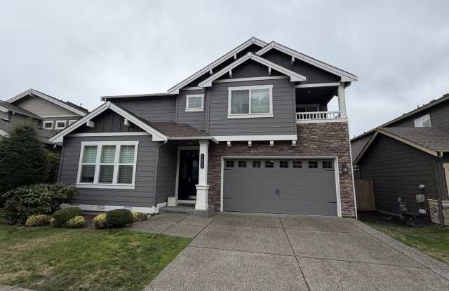 4 Bedroom, 3 Bathroom house, fenced yard, AC, and much more! $4200 per month Gallery 1