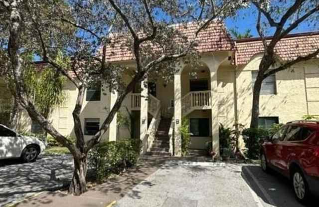 132 S Cypress Road Gallery 3