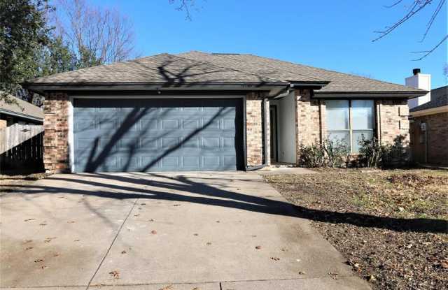 5539 Silver Maple Drive - 5539 Silver Maple Drive, Arlington, TX 76018