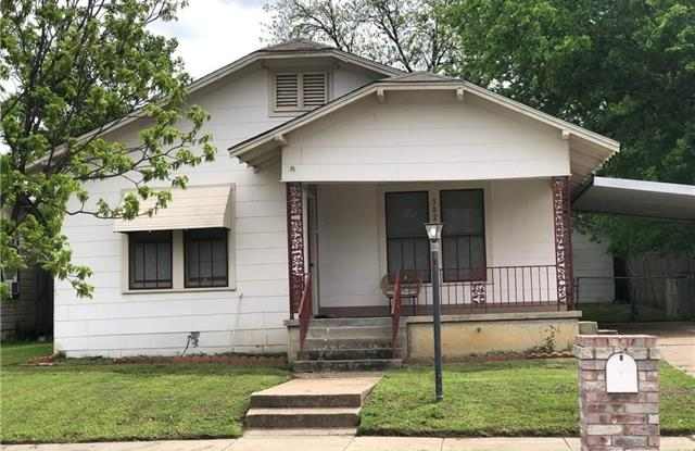 3025 James Avenue - 3025 James Avenue, Fort Worth, TX 76110