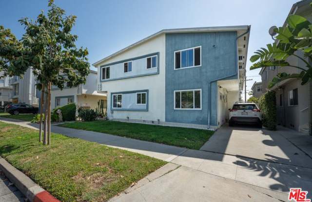 256 S Doheny Dr Gallery 1