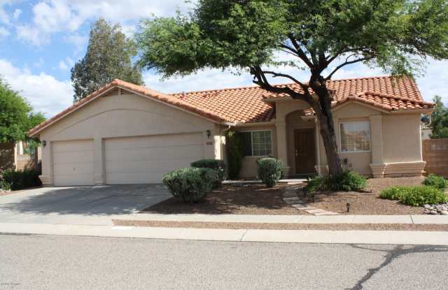7917 E Waverly Street photos photos