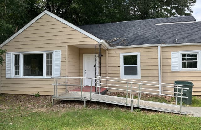 635 North Moore Road photos photos