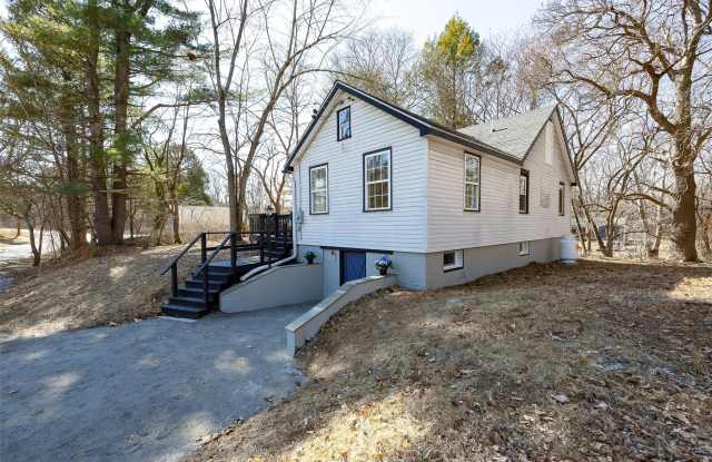 3 Holt Road photos photos