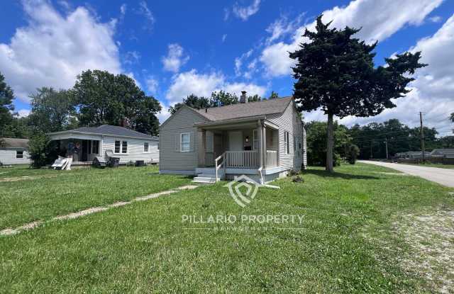 Newly Renovated, 3 Bedroom, 2 Bathroom Home Available NOW! Gallery 4