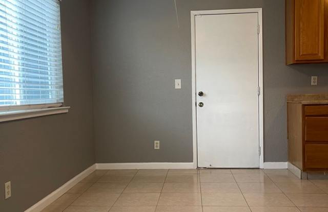Cozy home in Riverbank Gallery 4