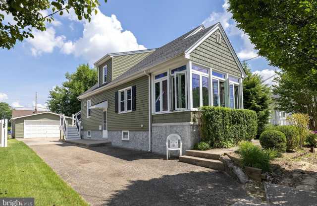 129 5TH AVENUE photos photos