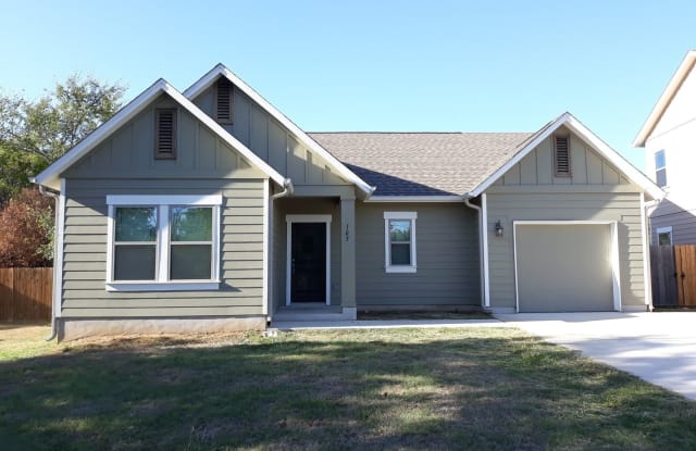 105 Kristi Lane - 105 Kristi Lane, Liberty Hill, TX 78642