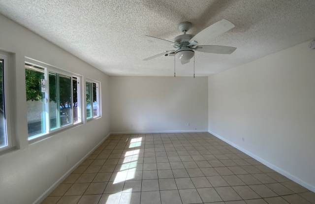 3bd/2ba Duplex! - Hemet, CA photos photos