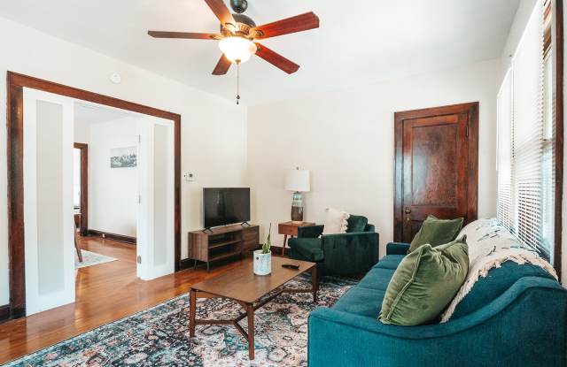 4404 Simpson Avenue - 2 photos photos 4404 Simpson Avenue - 2 photos photos