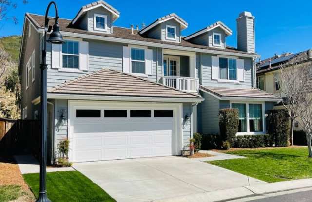 1574 Glencrest Drive photos photos