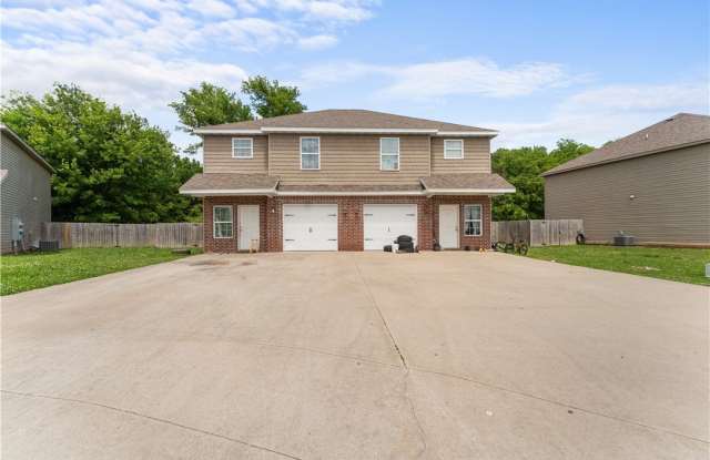 836 Baker NW Street photos photos