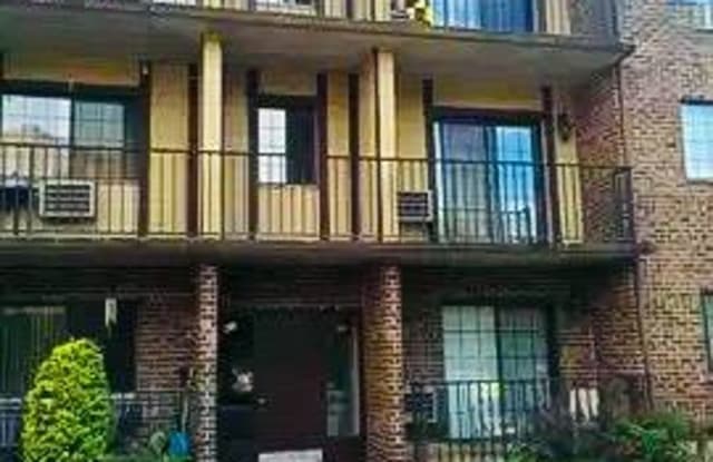 40 Donna Ct - 40 Donna Court, Staten Island, NY 10314