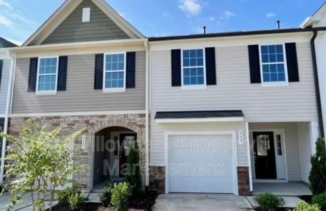 737 Ridge Cliff Lane Gallery 1