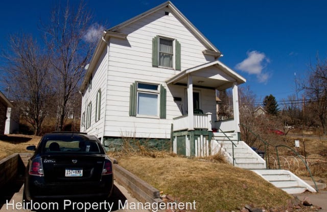 1107 W 3rd St - 1107 West 3rd Street, Duluth, MN 55806