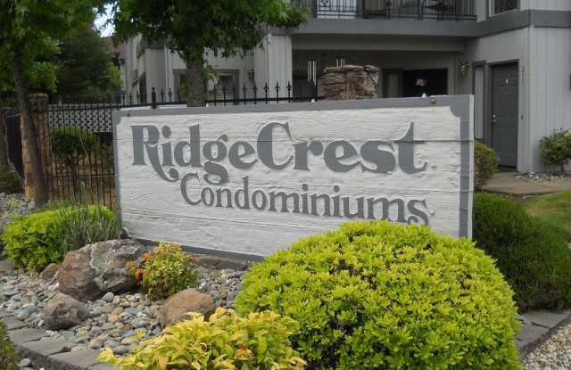 RidgeCrest Condominiums - 249 Ridgetop Drive, Redding, CA 96003