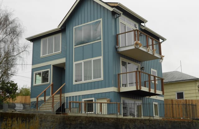 2202 13th Ave South - 2202 13th Avenue South, Seattle, WA 98144