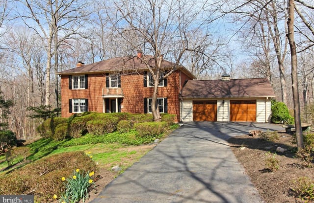 5917 ONE PENNY DR - 5917 One Penny Drive, Fairfax Station, VA 22039