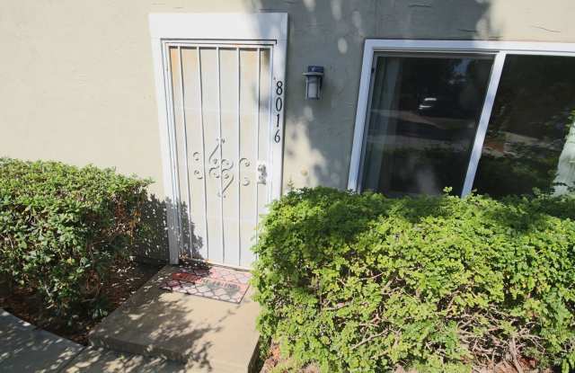 Large spacious 2 Bedroom in UTC photos photos