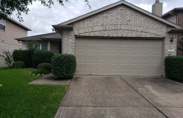 2103 Diamond Crest Drive - 2103 Diamond Crest Drive, Houston, TX 77489