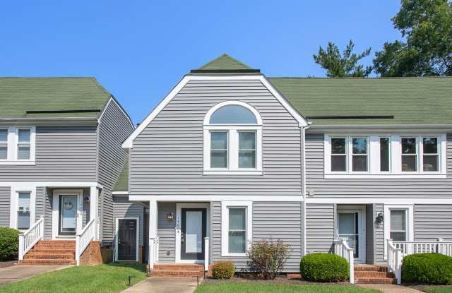 Charming 2-Bed, 2.5-Bath Home Steps from Woodlake Swim and Racquet Club - 14604 Back Bay Court, Woodlake, VA 23112