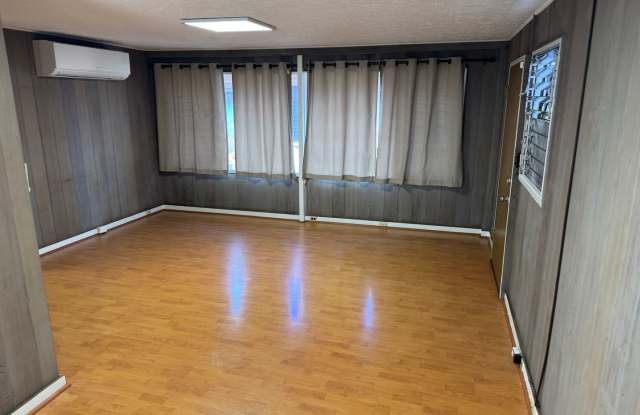 Single Family property on Gulick Ave in walking distance to business district photos photos