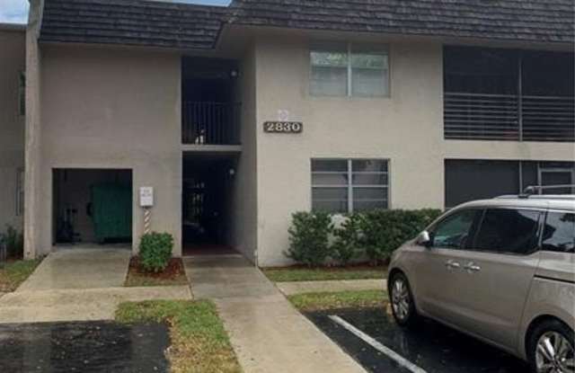 2830 Riverside Drive photos photos