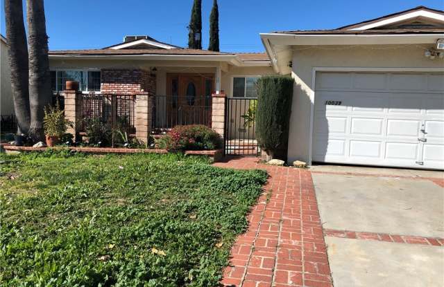 10039 Gaviota Avenue Gallery 2