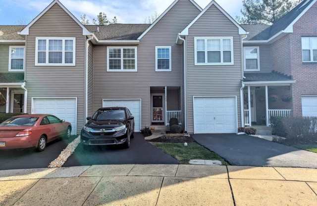 54 PICCADILLY CIRCLE - 54 Piccadilly Circle, Bucks County, PA 18901