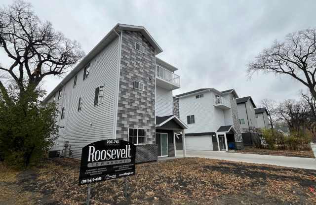NEW CONSTRUCTION - 3 bdrm/2 bath townhomes photos photos