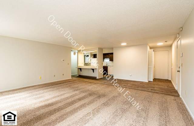 4111 Harris Road Gallery 4